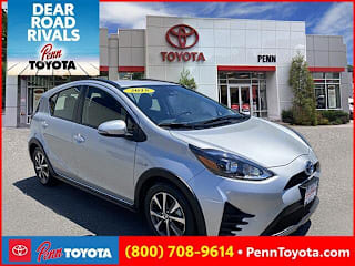 2018 Toyota Prius c Two JTDKDTB33J1612016 2018 Toyota Prius c Two