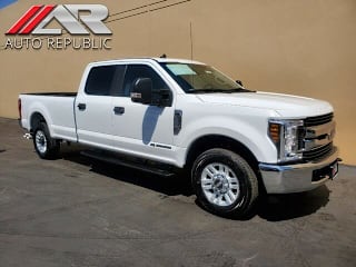 2019 Ford F-350 Super Duty XL 1FT8W3AT4KEF02348 2019 Ford F-350 Super Duty XL