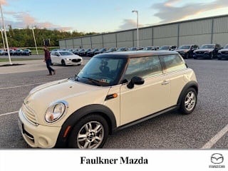 2012 MINI Cooper Base WMWSU3C50CT258928 2012 MINI Cooper Base