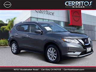 2018 Nissan Rogue SV 5N1AT2MT5JC800302 2018 Nissan Rogue SV