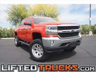2018 Chevrolet Silverado 1500 LT 3GCUKREC0JG610206 2018 Chevrolet Silverado 1500 LT