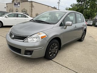 2011 Nissan Versa 1.8 S 3N1BC1CP4BL418438 2011 Nissan Versa 1.8 S