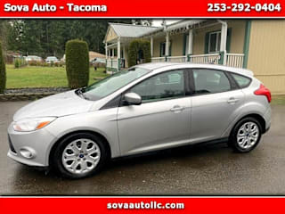 2012 Ford Focus SE 1FAHP3K22CL228136 2012 Ford Focus SE