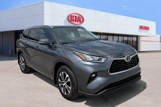 2020 Toyota Highlander XLE 5TDGZRAH0LS507656 2020 Toyota Highlander XLE