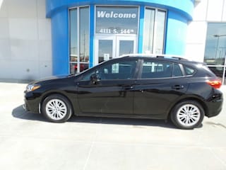 2018 Subaru Impreza Premium 4S3GTAB67J3736785 2018 Subaru Impreza Premium