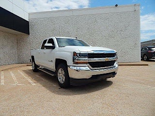 2018 Chevrolet Silverado 1500 LT 1GCRCREH7JZ155157 2018 Chevrolet Silverado 1500 LT