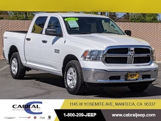 2018 Ram Pickup 1500 1C6RR7KG2JS339288 2018 Ram Pickup 1500