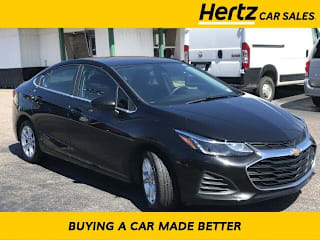 2019 Chevrolet Cruze 1G1BE5SM2K7119744 2019 Chevrolet Cruze