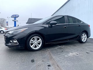 2017 Chevrolet Cruze 1G1BE5SMXH7166321 2017 Chevrolet Cruze