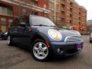 2009 MINI Cooper Clubman WMWML33569TX50304 2009 MINI Cooper Clubman