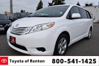 2017 Toyota Sienna LE 8-Passenger 5TDKZ3DC2HS833005 2017 Toyota Sienna LE 8-Passenger
