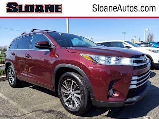 2018 Toyota Highlander 5TDJZRFH2JS802995 2018 Toyota Highlander