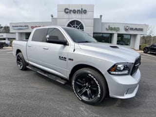 2017 Ram Pickup 1500 1C6RR6MT8HS730380 2017 Ram Pickup 1500