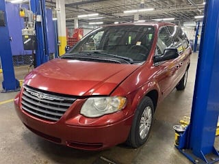 2005 Chrysler Town and Country LX 2C4GP44R35R192764 2005 Chrysler Town and Country LX