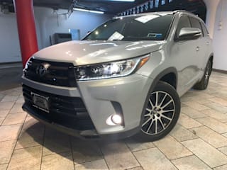 2018 Toyota Highlander SE 5TDJZRFH6JS552998 2018 Toyota Highlander SE
