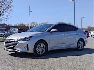 2019 Hyundai Elantra SEL KMHD84LF9KU889079 2019 Hyundai Elantra SEL