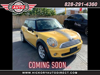2007 MINI Cooper Base WMWMF33557TT56622 2007 MINI Cooper Base