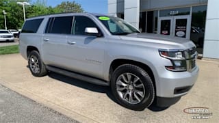 2017 Chevrolet Suburban LT 1500 1GNSKHKC8HR190993 2017 Chevrolet Suburban LT 1500