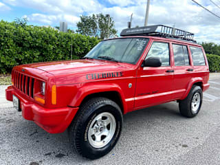 2000 Jeep Cherokee 1J4FF58S2YL236245 2000 Jeep Cherokee