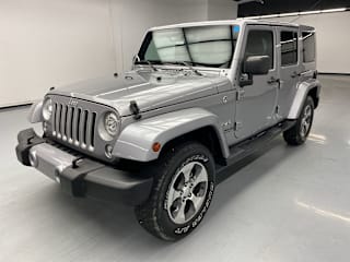 2017 Jeep Wrangler Unlimited Sahara 1C4BJWEG5HL720306 2017 Jeep Wrangler Unlimited Sahara