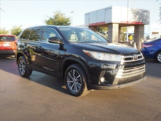 2017 Toyota Highlander XLE 5TDKZRFH1HS521401 2017 Toyota Highlander XLE