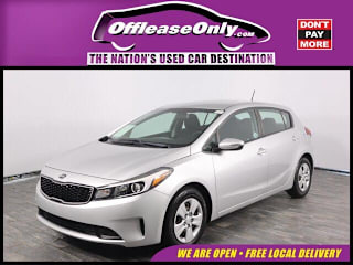 2017 Kia Forte5 LX KNAFK5A84H5717664 2017 Kia Forte5 LX
