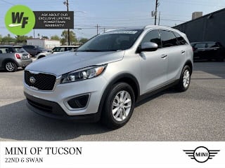 2017 Kia Sorento LX 5XYPG4A3XHG246280 2017 Kia Sorento LX
