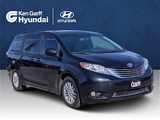 2017 Toyota Sienna XLE 8-Passenger 5TDYZ3DC1HS840005 2017 Toyota Sienna XLE 8-Passenger