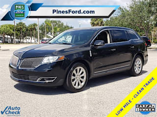 2014 Lincoln MKT Base 2LMHJ5FK3EBL58348 2014 Lincoln MKT Base
