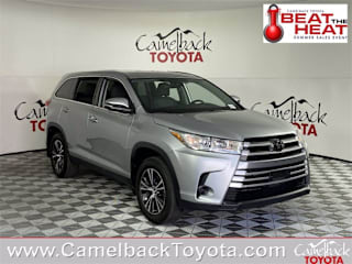 2019 Toyota Highlander LE 5TDBZRFH2KS980153 2019 Toyota Highlander LE