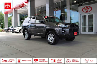 2019 Toyota 4Runner SR5 JTEBU5JR3K5667024 2019 Toyota 4Runner SR5