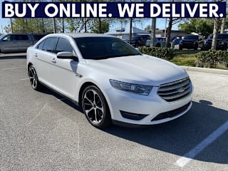 2015 Ford Taurus 1FAHP2E86FG163105 2015 Ford Taurus