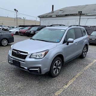 2018 Subaru Forester 2.5i Premium JF2SJAEC8JH520871 2018 Subaru Forester 2.5i Premium