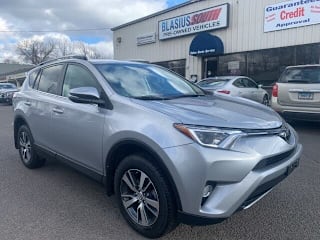 2018 Toyota RAV4 2T3RFREV0JW713959 2018 Toyota RAV4