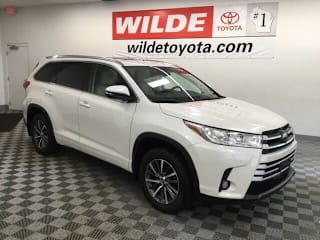 2018 Toyota Highlander XLE 5TDJZRFHXJS544399 2018 Toyota Highlander XLE