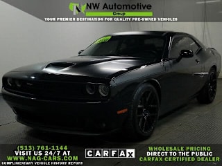 2017 Dodge Challenger R/T 2C3CDZBT8HH532024 2017 Dodge Challenger R/T