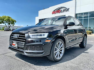 2018 Audi Q3 2.0T quattro Premium Plus WA1JCCFS9JR004979 2018 Audi Q3 2.0T quattro Premium Plus