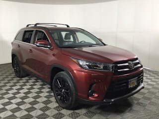 2019 Toyota Highlander SE 5TDJZRFHXKS619815 2019 Toyota Highlander SE