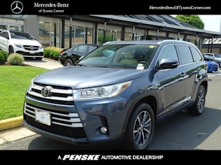 2018 Toyota Highlander SE 5TDKZRFH0JS275172 2018 Toyota Highlander SE