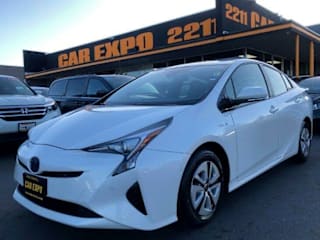 2017 Toyota Prius Three JTDKARFU5H3050536 2017 Toyota Prius Three