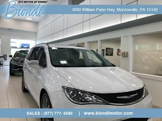 2018 Chrysler Pacifica Limited 2C4RC1GG2JR132594 2018 Chrysler Pacifica Limited