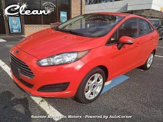 2015 Ford Fiesta 3FADP4BJ0FM214203 2015 Ford Fiesta