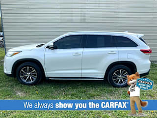 2018 Toyota Highlander SE 5TDKZRFH3JS531028 2018 Toyota Highlander SE