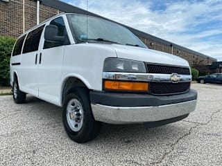 2009 Chevrolet Express Passenger LS 3500 1GAHG35K891149850 2009 Chevrolet Express Passenger LS 3500