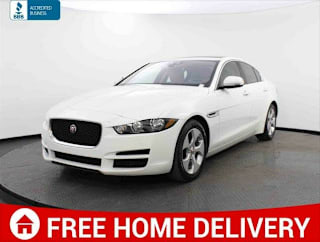 2018 Jaguar XE SAJAR4FX7JCP27014 2018 Jaguar XE