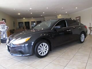 2017 Nissan Altima 2.5 1N4AL3AP0HC480257 2017 Nissan Altima 2.5
