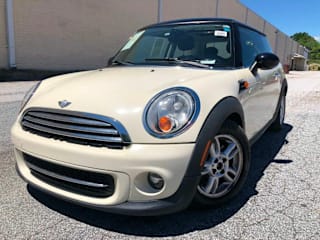 2012 MINI Cooper Base WMWSU3C56CT258092 2012 MINI Cooper Base