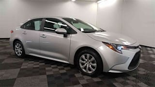 2020 Toyota Corolla LE 5YFEPRAE8LP063860 2020 Toyota Corolla LE