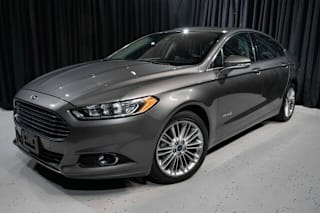 2014 Ford Fusion Hybrid SE 3FA6P0LU4ER256028 2014 Ford Fusion Hybrid SE
