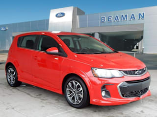 2019 Chevrolet Sonic LT Auto 1G1JD6SB7K4120733 2019 Chevrolet Sonic LT Auto